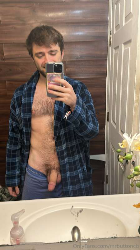 mrbuttoncb image #0