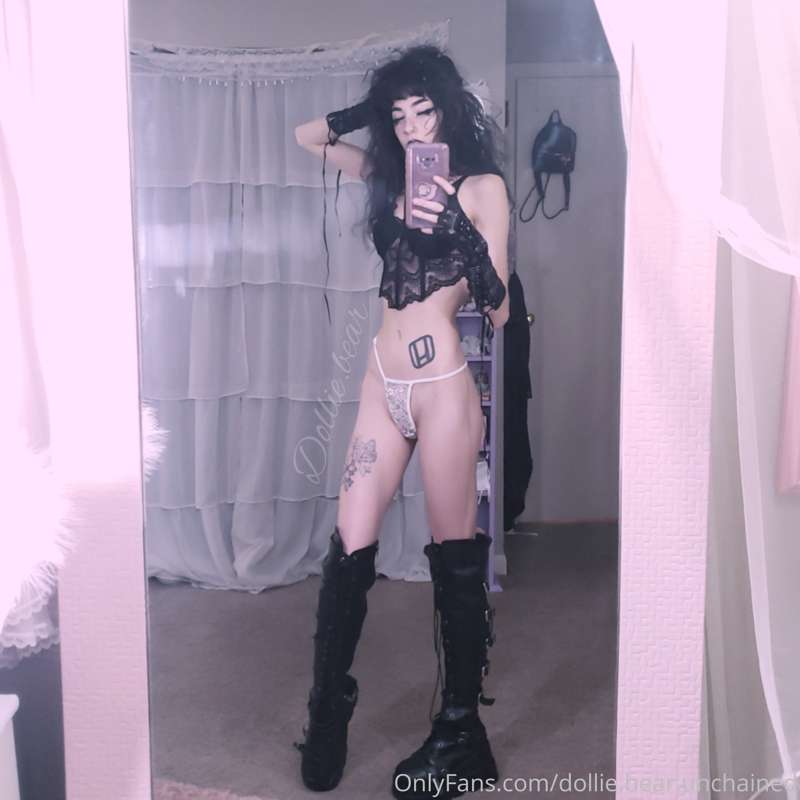 ☠