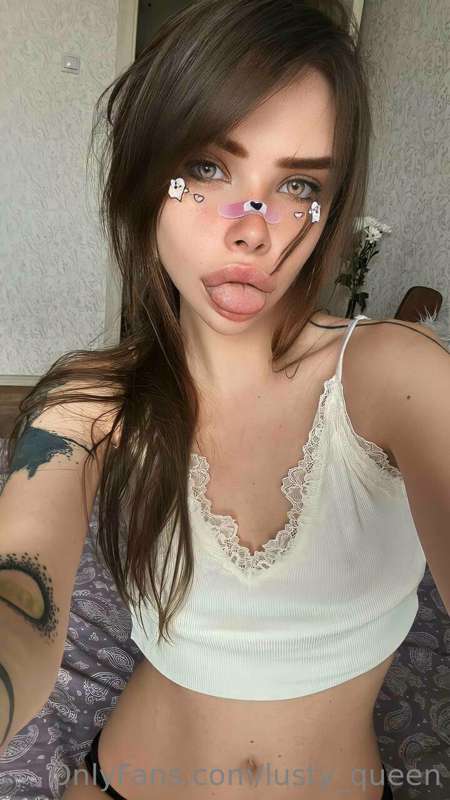 lusty_queen