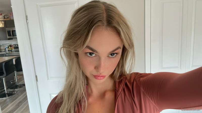 I want your cock 🥺👅