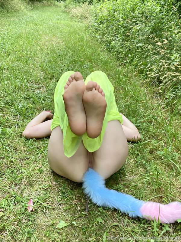 mandygonewild image #1