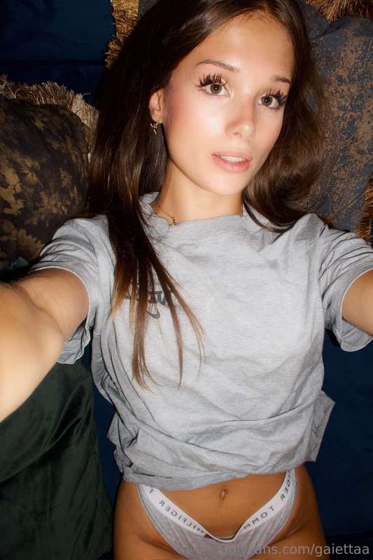 Oops… looks like this t-shirt isn’t doing a great job at hid..