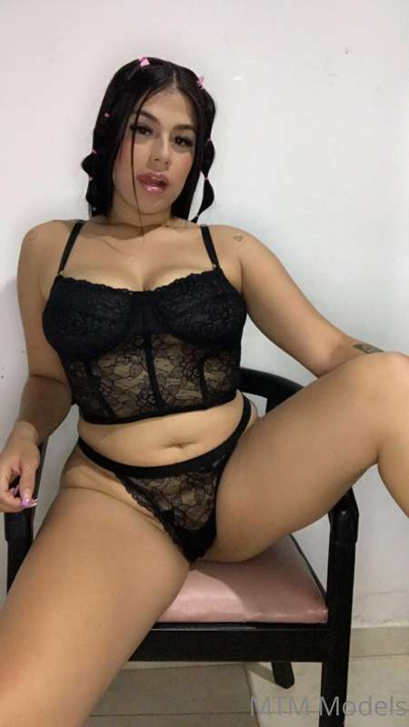 Mtm Presenta nuestra nueva modelo @kateguzmanvip vip es una ..