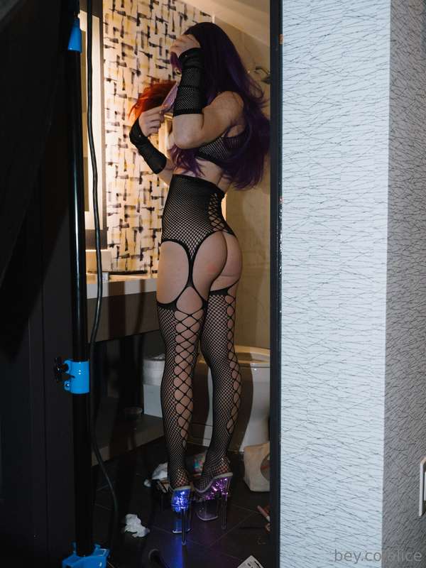 do u think the purple hair is sexy🫣? got some new items for ..