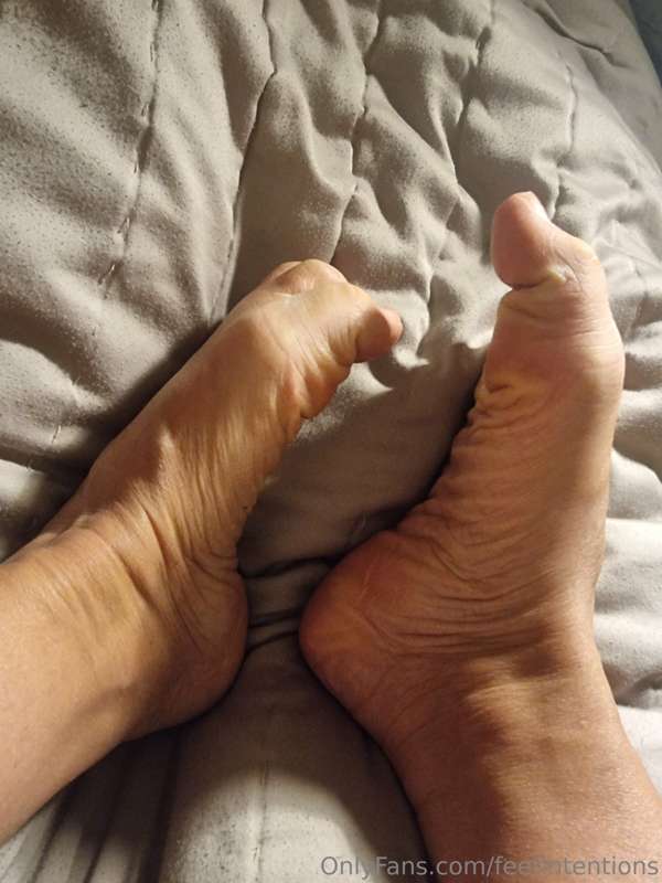 feetintentions