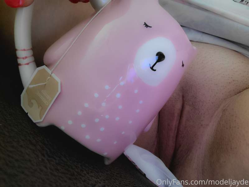 Would you like some tea?