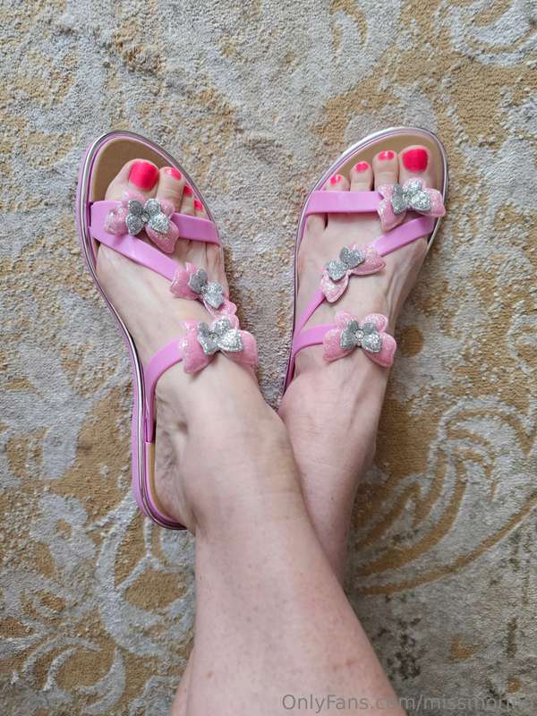 Do you like my new sandals?