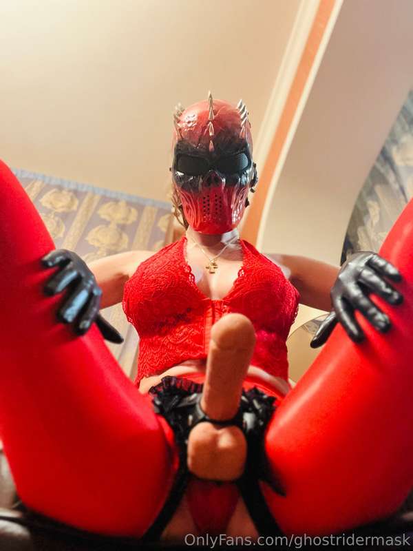 Who wanna suck ?