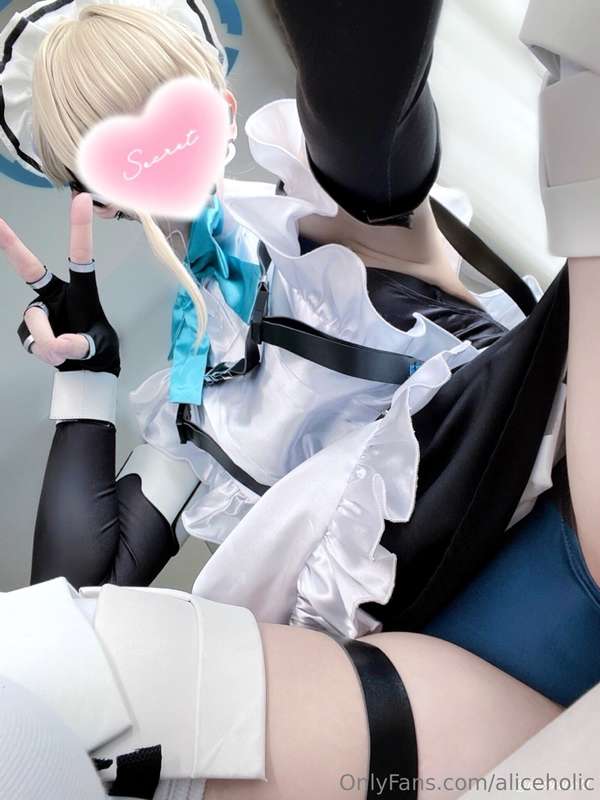 Aliceholic