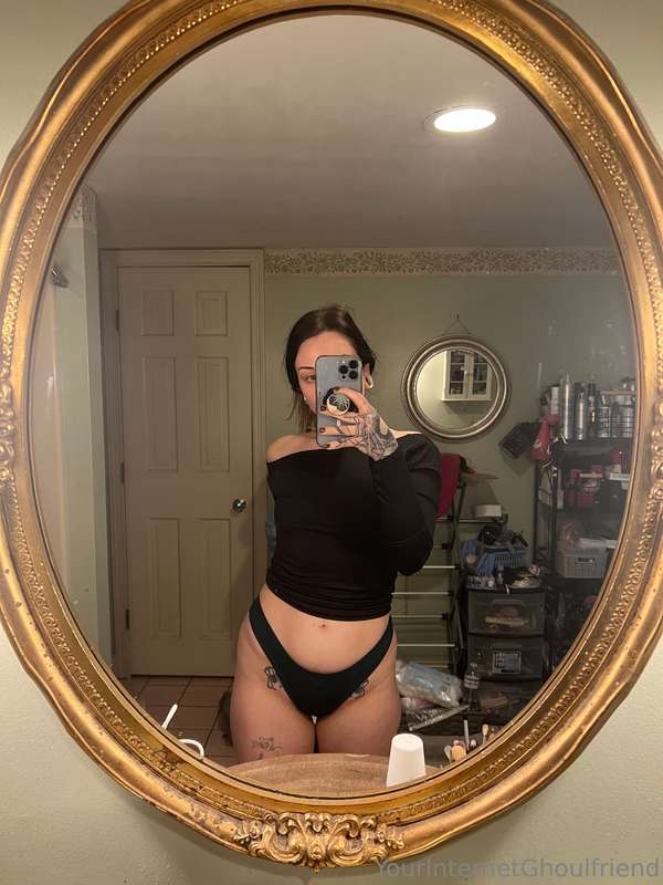 yourinternetghoulfriend