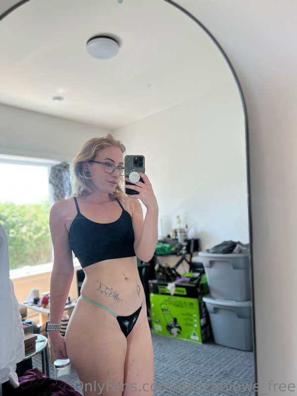 beccablows_free