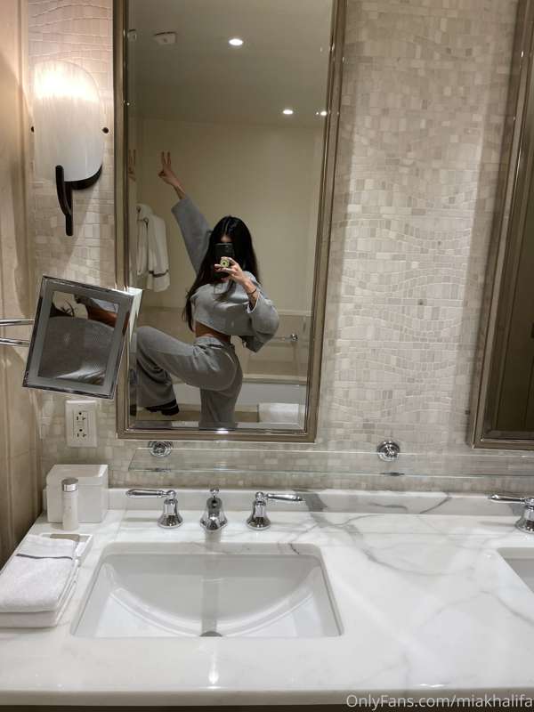 Foto 161 de Mia Khalifa en Tocromo