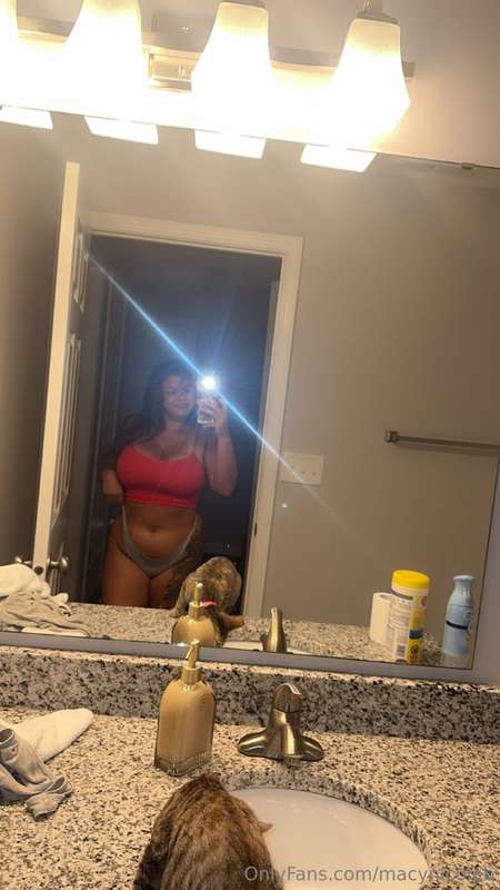 macynicoleb
