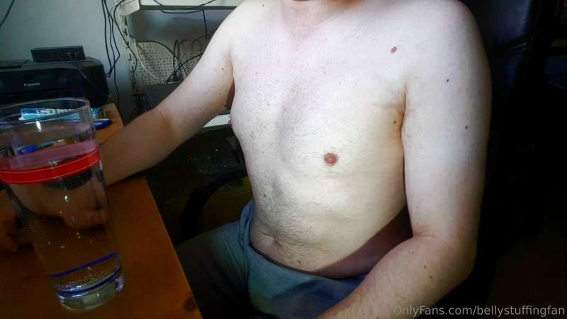 Hey here are some pics from my newest belly stuffing clip!