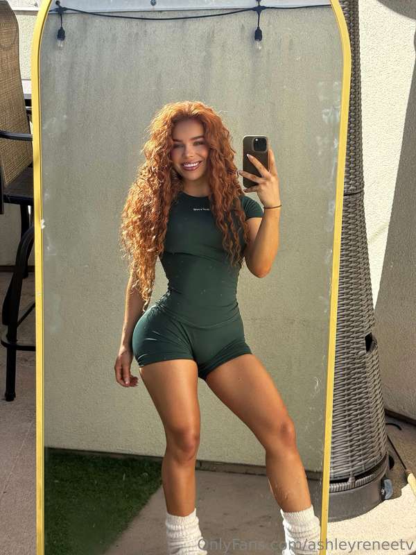 Oh I think I look cute in dark green too