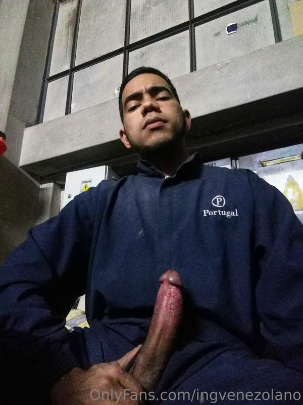 Desperté muy caliente hoy 🔥🍆