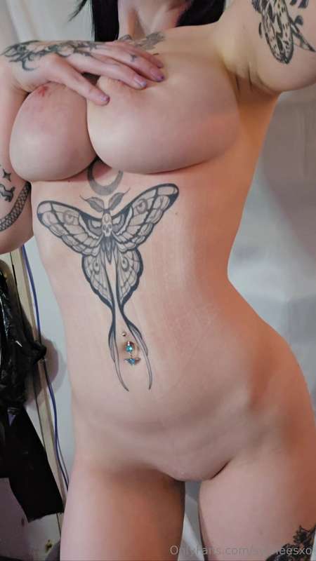 sylvieesxo