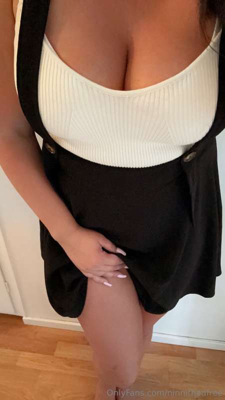 Önskar dig en skön lördag 🥵🥵  Wish you a lovely Saturday 🥵🥵