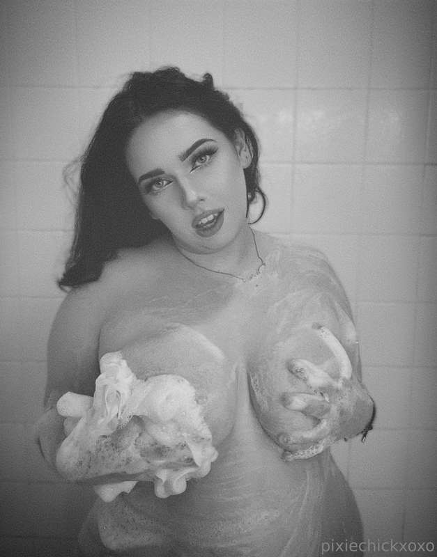 pixiechickxoxo