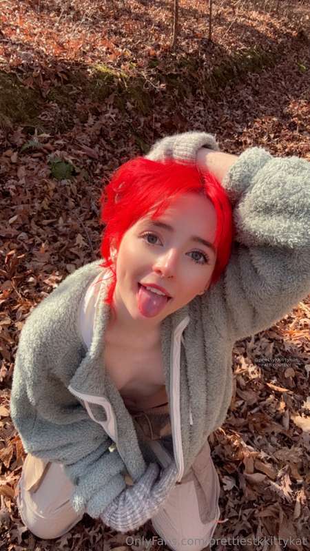 prettiestkkittykat image #1