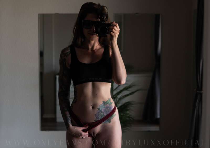 rubyluxxofficial image #0