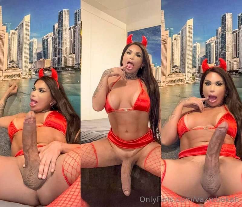 Hi love, subscribe to my friend's profile @caroldelavega The..