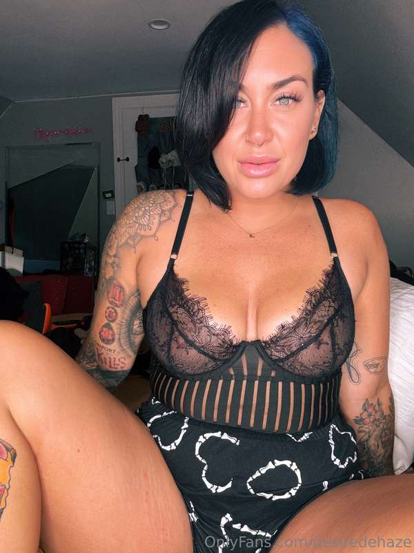 Which do you like better.. 1 or 2?😘