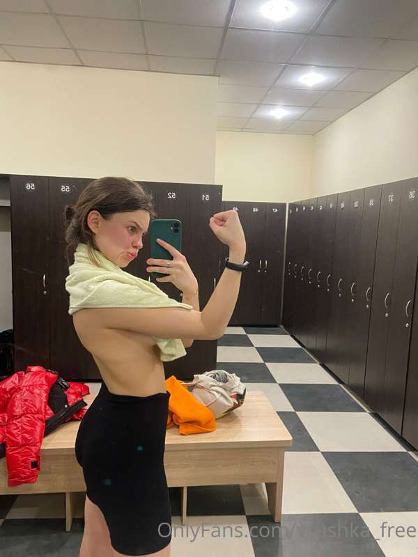 this is me after 40 minutes of sports😂🥰