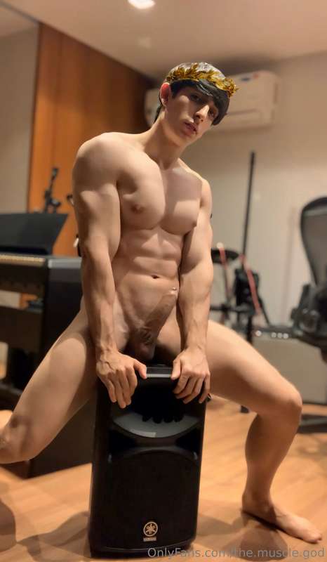 the.muscle.god