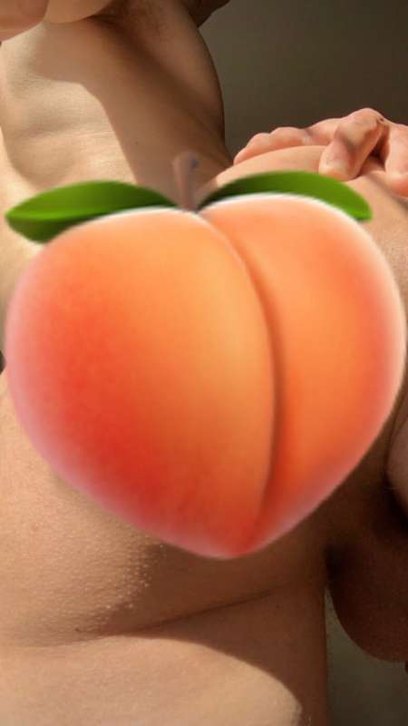 Come put you’re 👅 to work baby my man pussy is waiting for y..