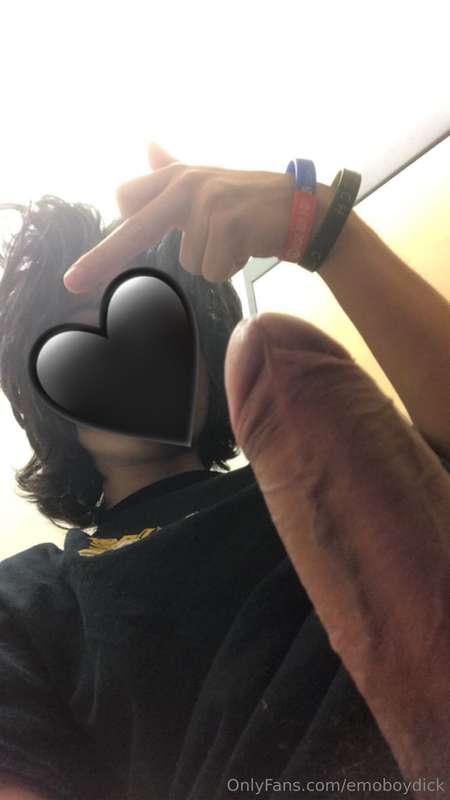 emoboydick
