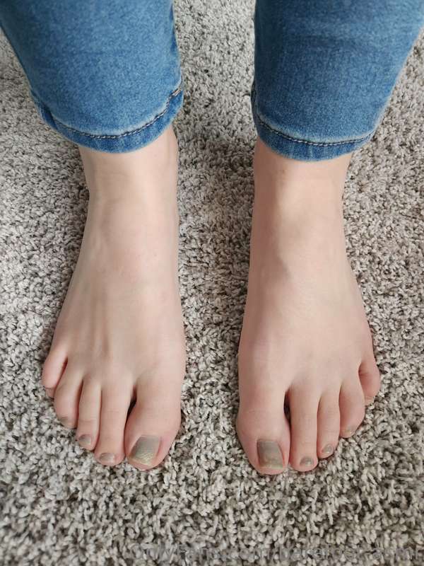 barefoot-asmr