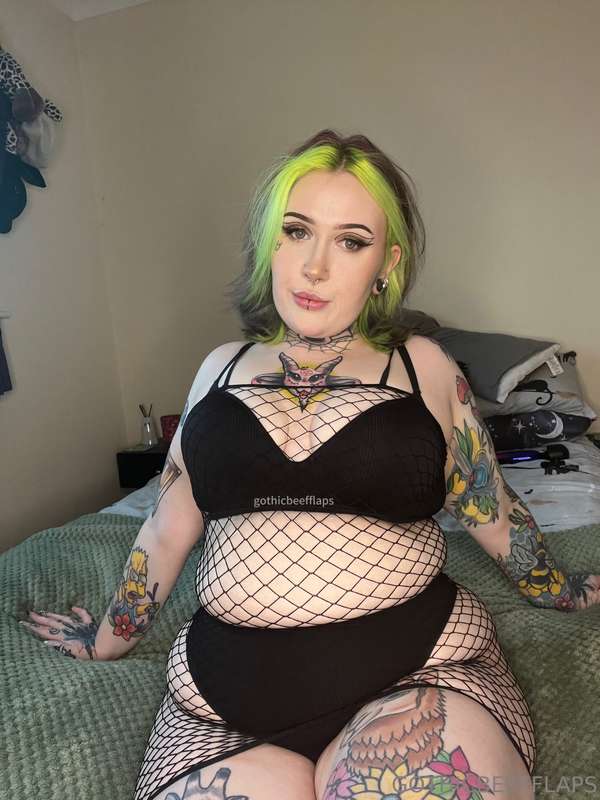 Is this appropriate to wear for date night?
