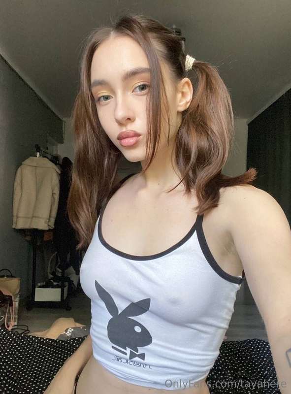 🔥FREE ONLY FOR 14 SUBS🔥
This cutie is online and horny!!! Sh..