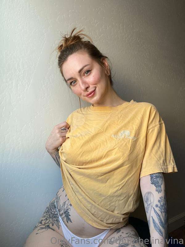 I want to cuddle with a dick inside me 🥺💗