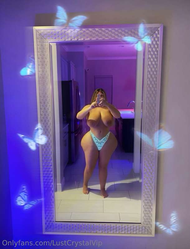 THE 4 FIRST FAN TO TIP GETS XXX BUNDLE + A COCK RATE