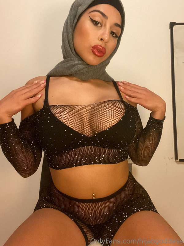 Which one should I take off first? I'll let you decide 🥰