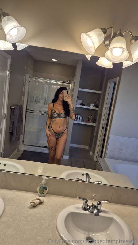 tattooedtemptress69