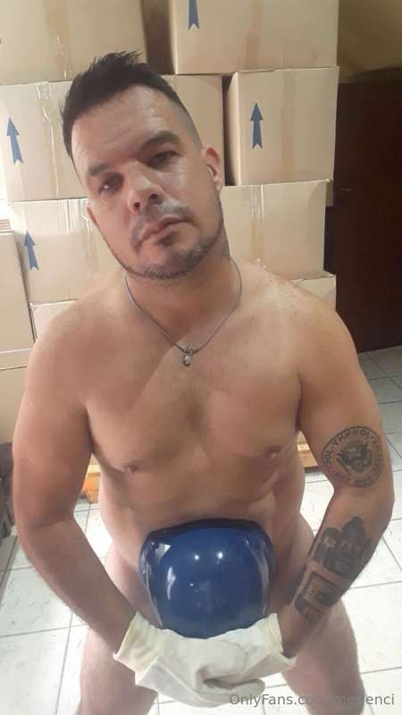 🔥@morochoargento🔥a 42 year old truck driver who can make you..