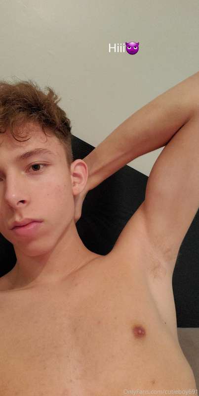 #justturned18!