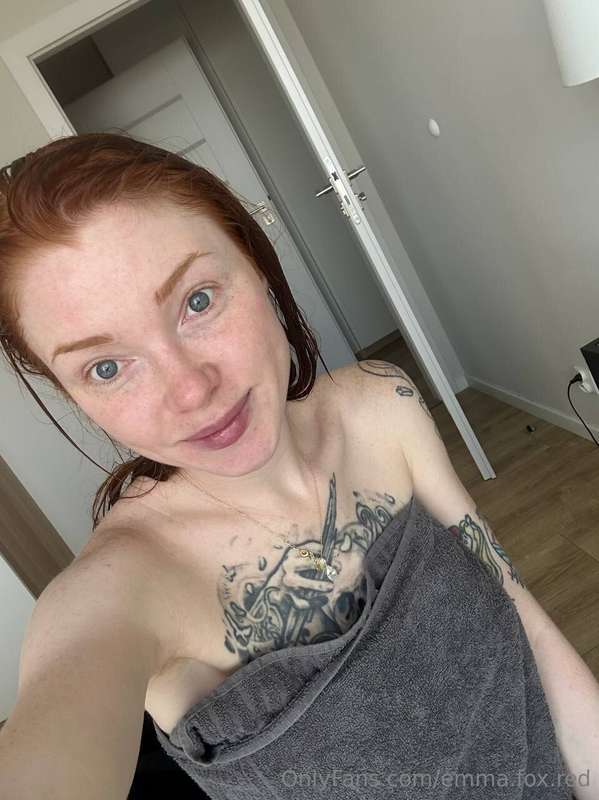 emma.fox.red