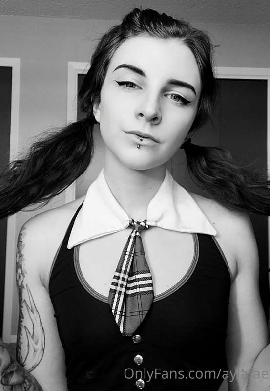 I've got a fun little schoolgirl set lined up for later this..
