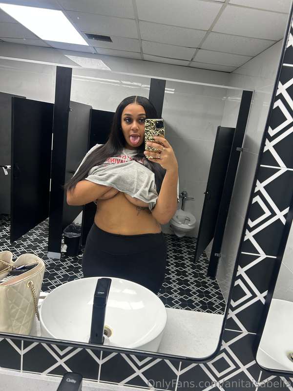 anitaisabella
