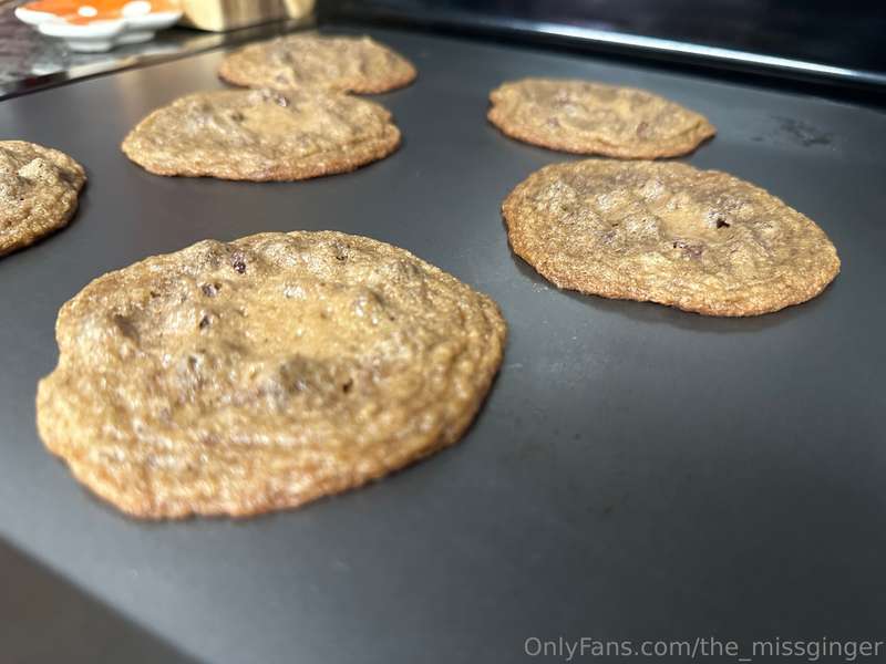 I made chocolate chip cookies 💕