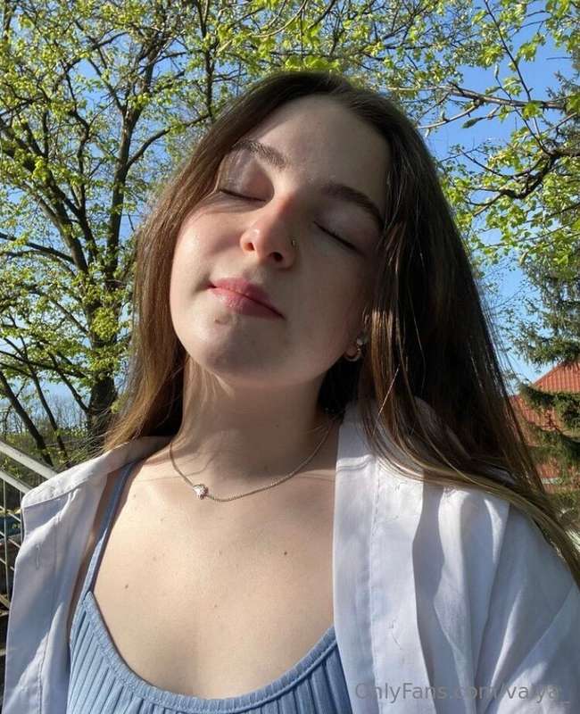 valya_ image #0