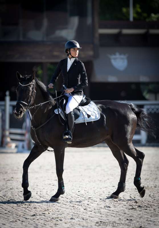 When I ride… I’m in control. 🐎Strong legs, tight grip, full ..