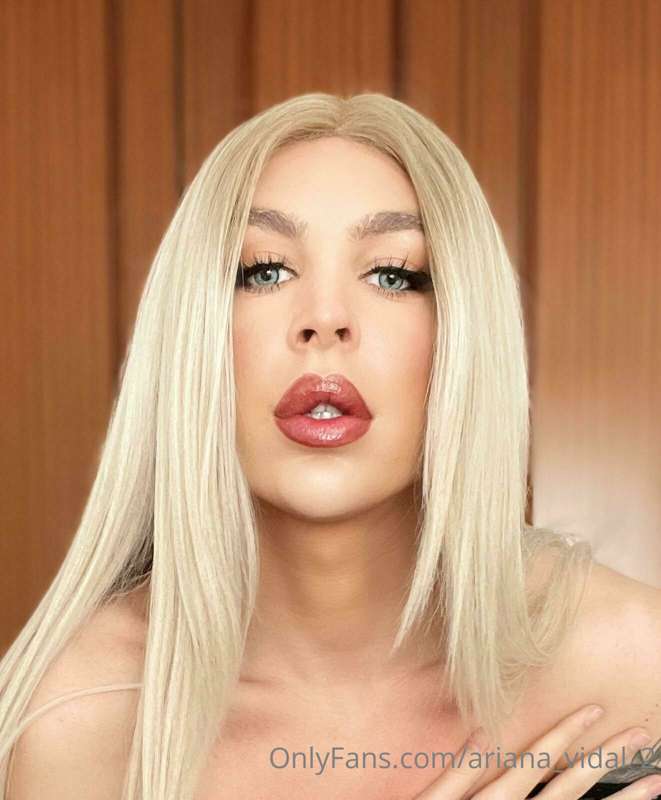 ariana_vidal_2
