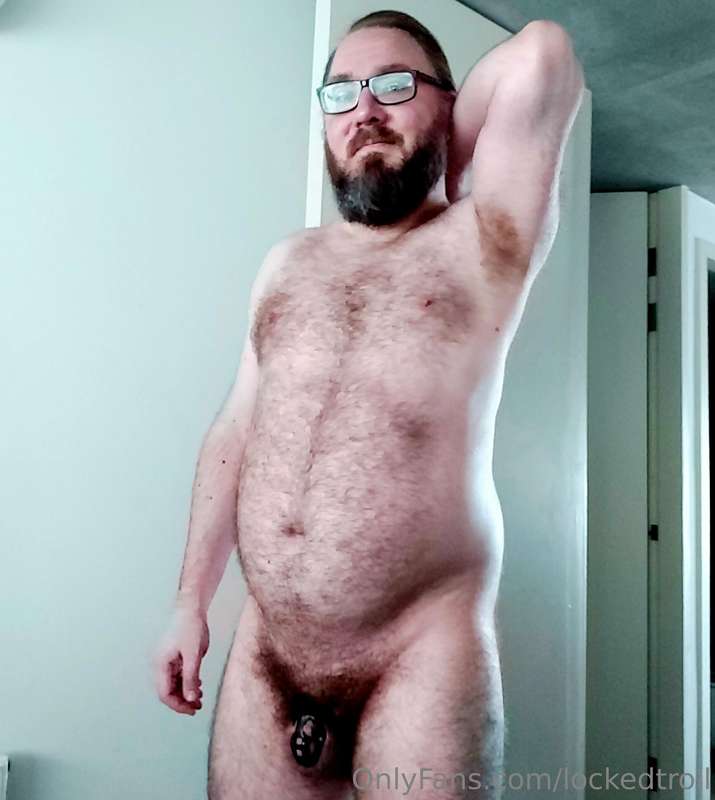 Not posted in a while, have a chastity focused photoset 😝 at..