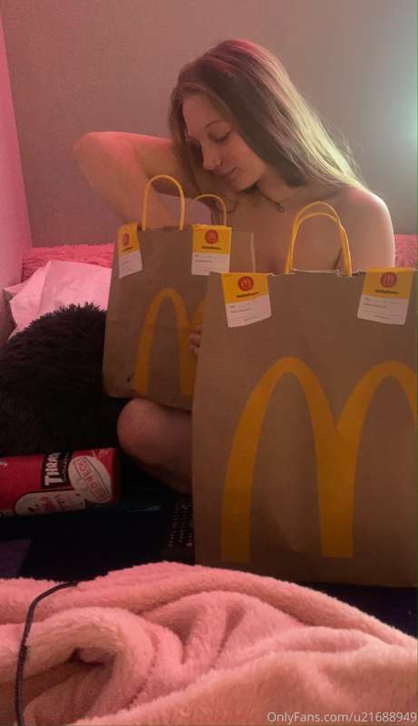 breakfast in bed❤️