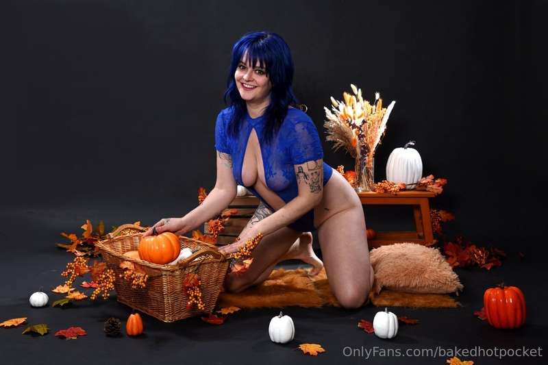 All 5 photos from this cute fall background are on my premiu..
